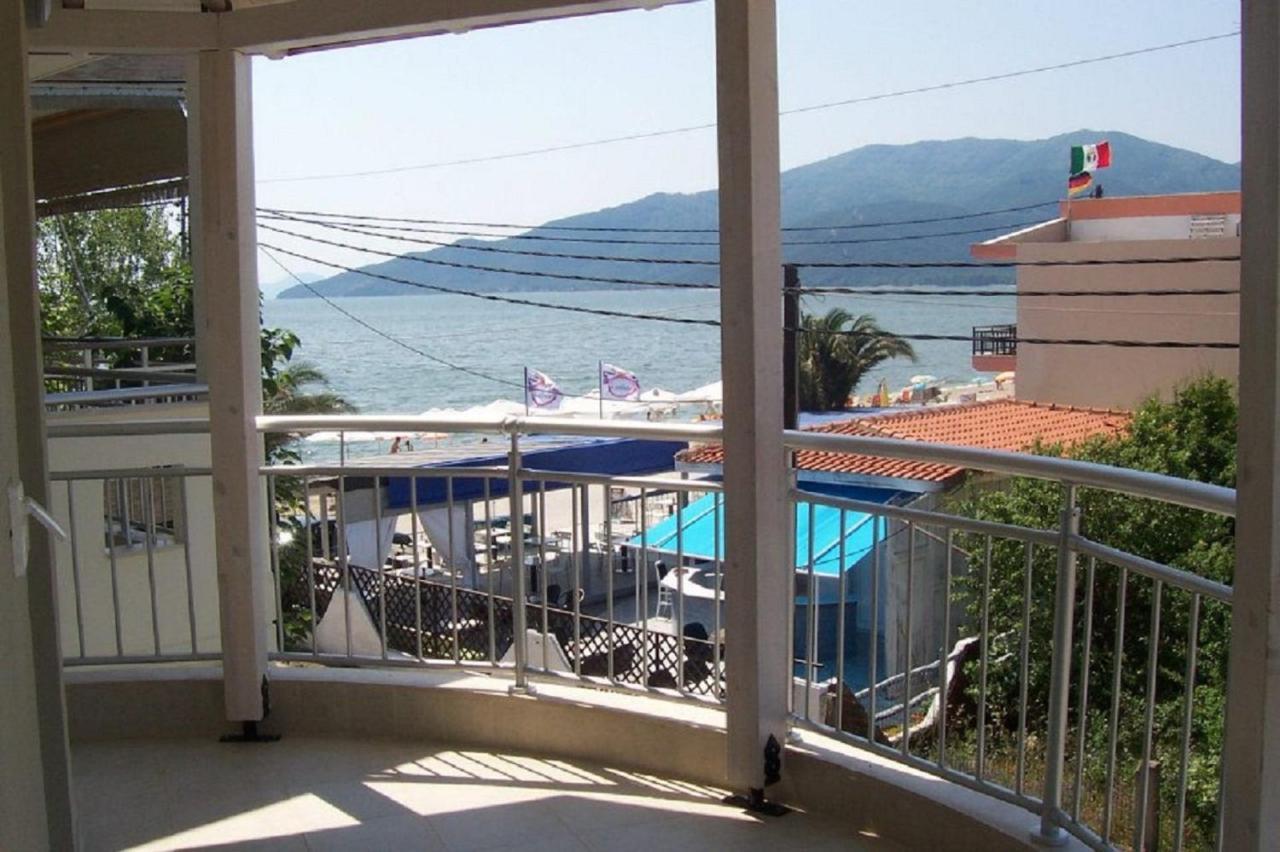 Angie'S Summertime Vrasná Dış mekan fotoğraf
